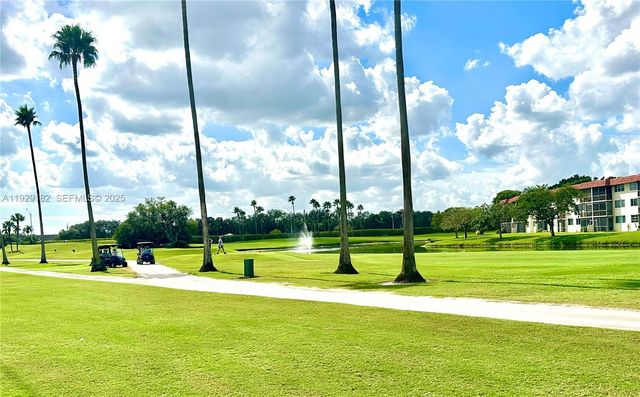 8990 S Hollybrook Blvd 108, Pembroke Pines, FL 33025