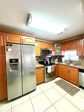 8990 S Hollybrook Blvd 108, Pembroke Pines, FL 33025