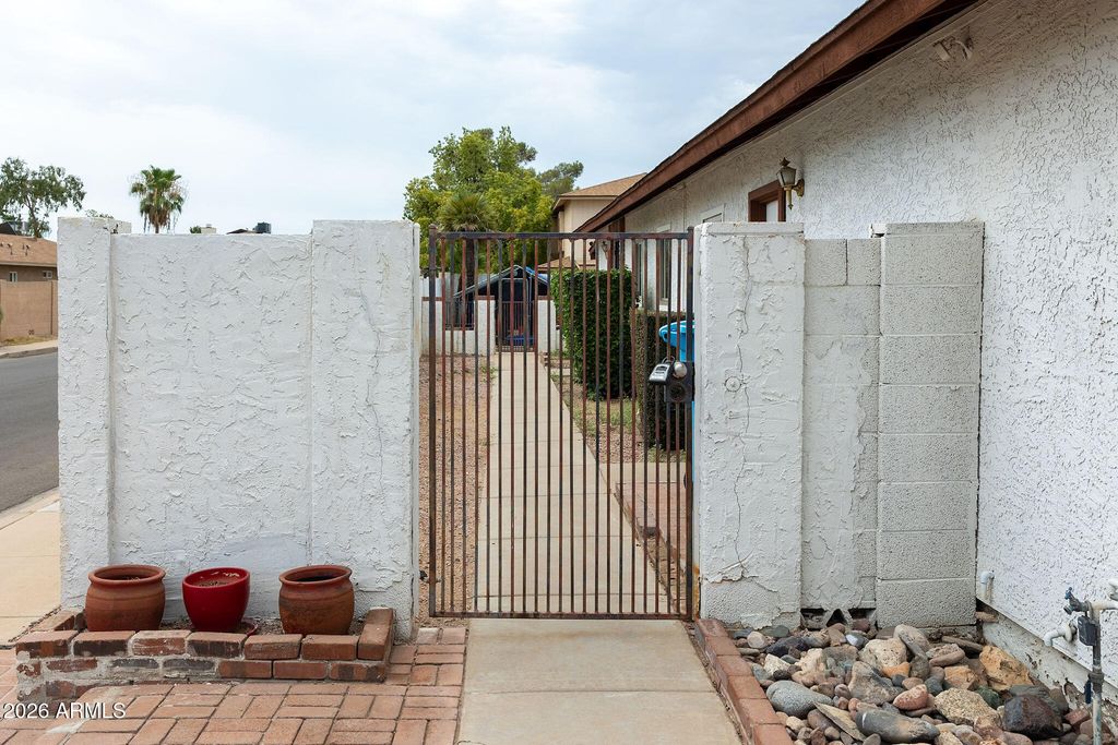 3725 W BLUEFIELD Avenue, Glendale, AZ 85308 — photo 4