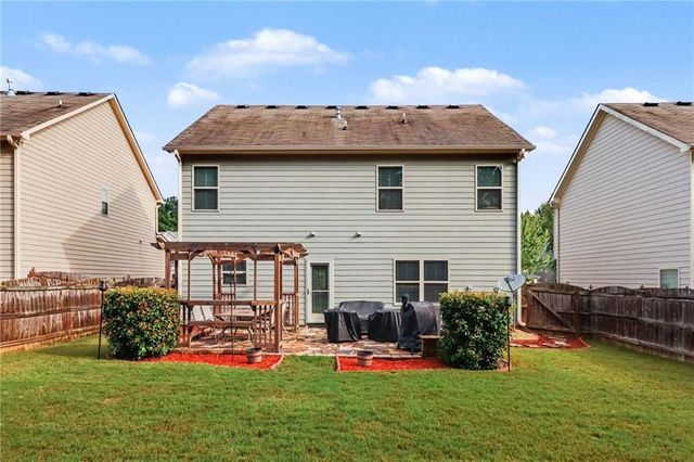 252 Parkmont Way, Dallas, GA 30132