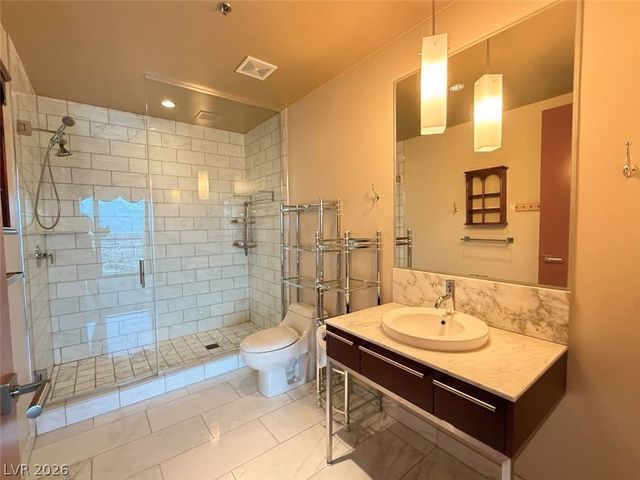 4471 Dean Martin Drive 3810, Las Vegas, NV 89103