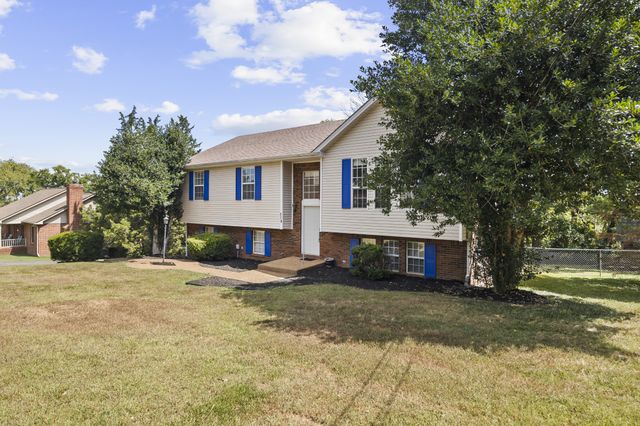 210 Winding Way, Columbia, TN 38401