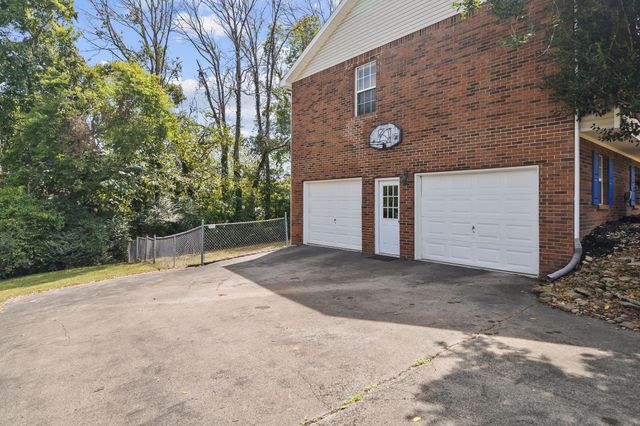 210 Winding Way, Columbia, TN 38401