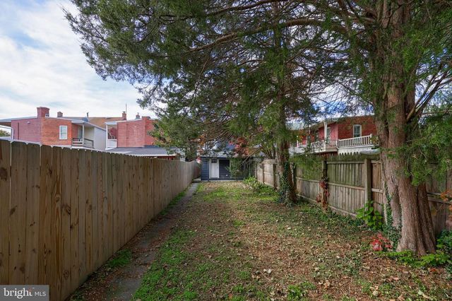 145 S 8TH ST, Columbia, PA 17512