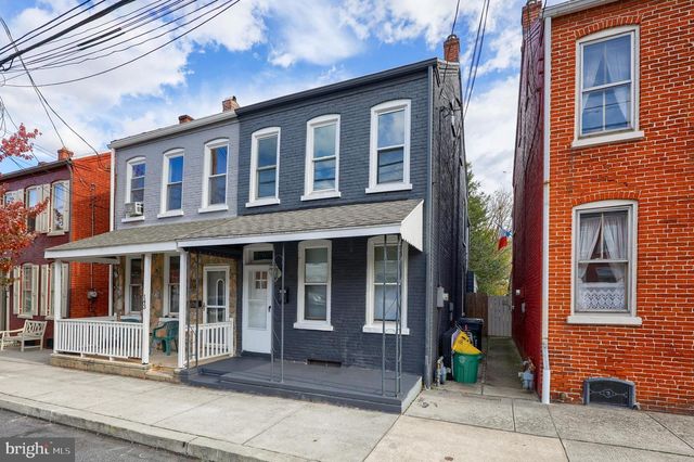 145 S 8TH ST, Columbia, PA 17512