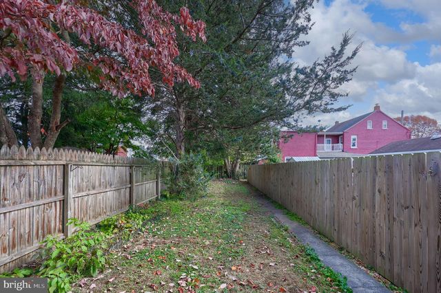 145 S 8TH ST, Columbia, PA 17512