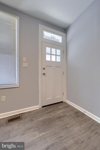 145 S 8TH ST, Columbia, PA 17512