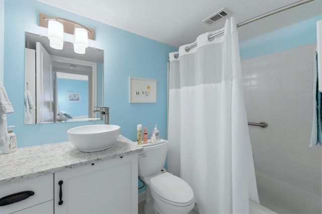 380 THREE LAKES LANE A, Venice, FL 34285