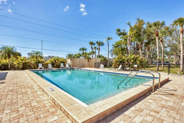 380 THREE LAKES LANE A, Venice, FL 34285