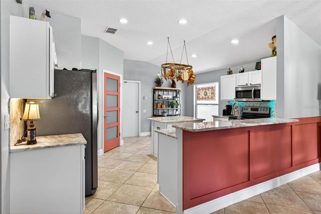 26532 WHIRLAWAY TERRACE, Wesley Chapel, FL 33544