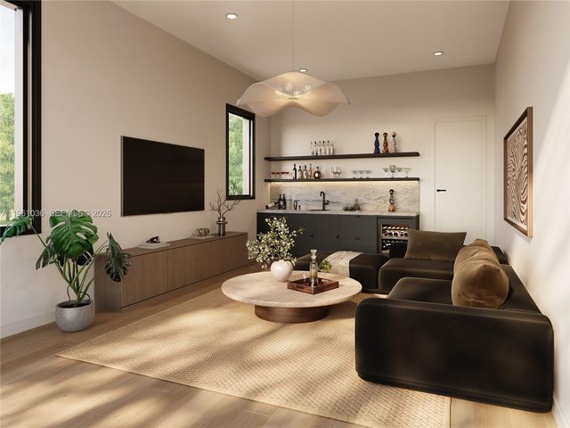 7612 SW 83rd Ct, Miami, FL 33143