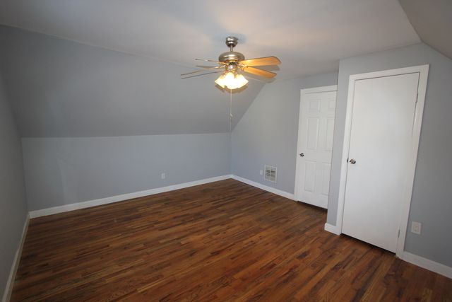 2963 W Nelson Street 3, Chicago, IL 60618