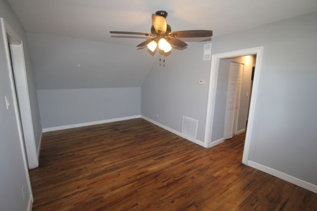 2963 W Nelson Street 3, Chicago, IL 60618