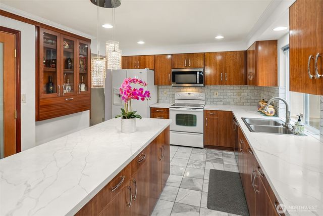 11426 81st Place S, Seattle, WA 98178