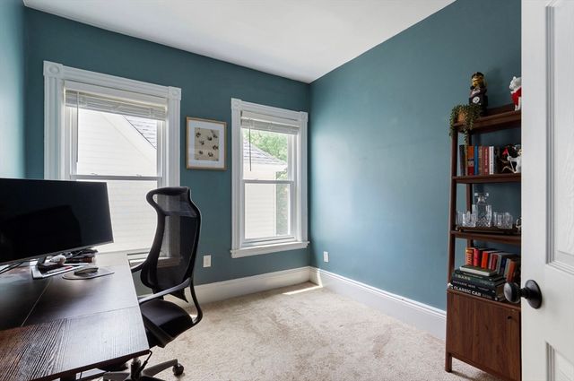 39 Mellen St 1, Boston, MA 02124