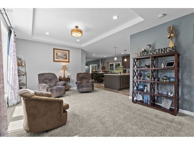 458 N 50TH Ave, Longview, WA 98632