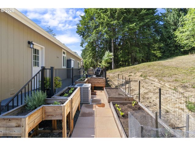 458 N 50TH Ave, Longview, WA 98632