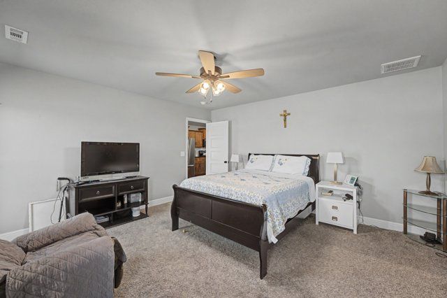 5901 NW Grant Street, Bentonville, AR 72713