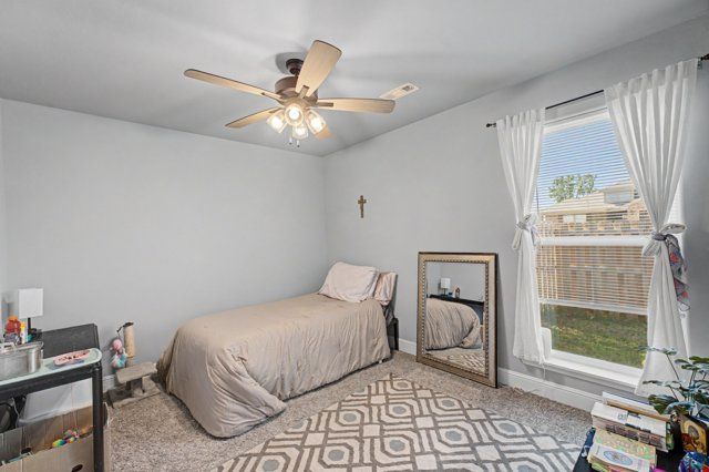 5901 NW Grant Street, Bentonville, AR 72713