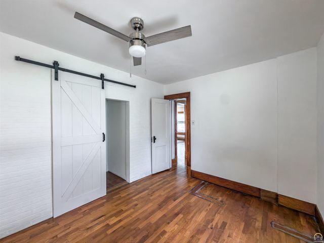 120 NW Knox AVE, Topeka, KS 66606