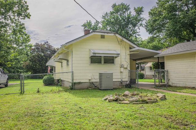 120 NW Knox AVE, Topeka, KS 66606