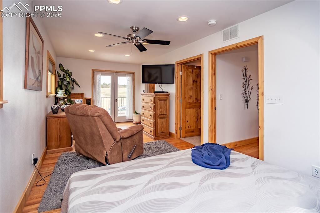 Image 17 of property listing at 11115 Howells Road, Colorado Springs, CO 80908