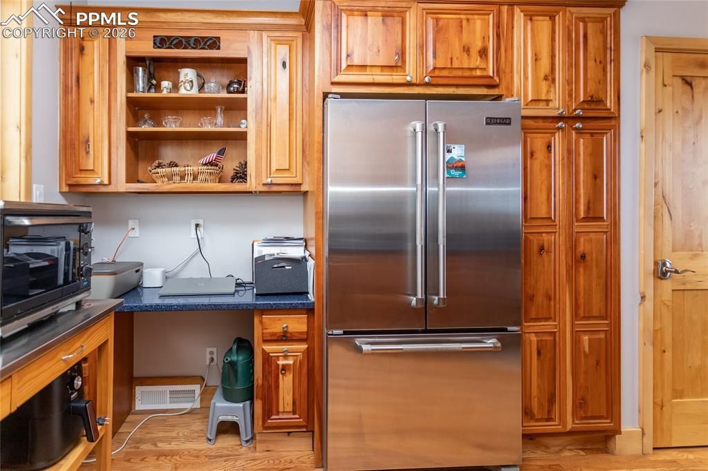 Image 8 of property listing at 11115 Howells Road, Colorado Springs, CO 80908