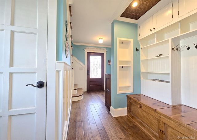 410 Greene Avenue, Sayville, NY 11782