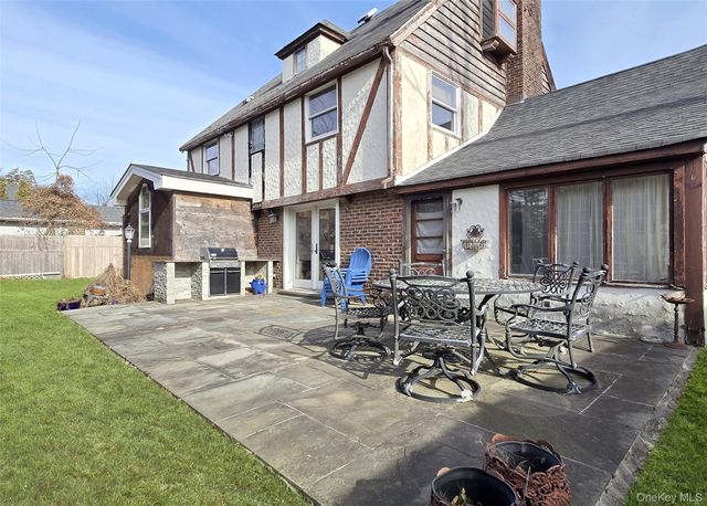 410 Greene Avenue, Sayville, NY 11782