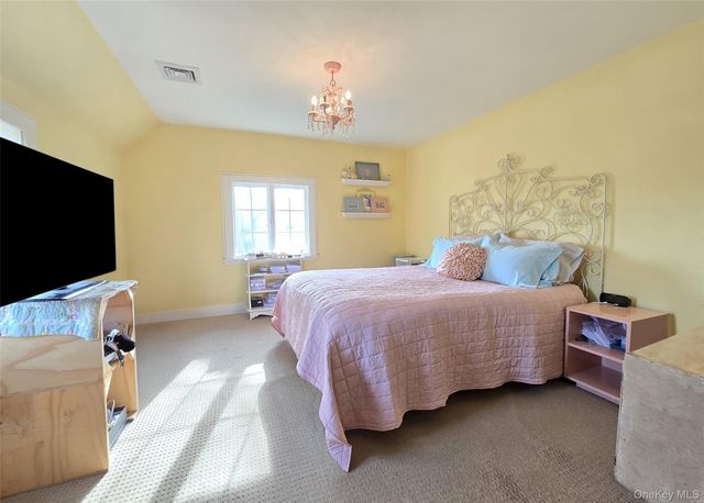 410 Greene Avenue, Sayville, NY 11782