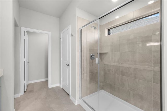 6653 Valley Lake Lane, Fort Worth, TX 76036