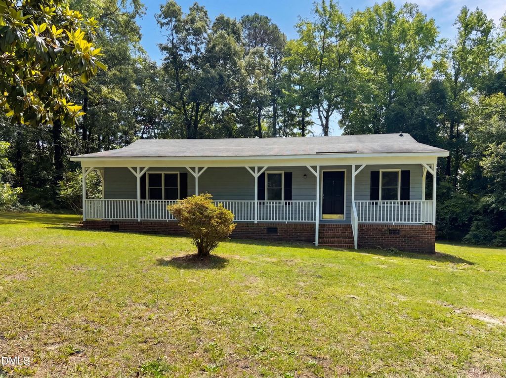 207 Pen Lou Court, Angier, NC 27501