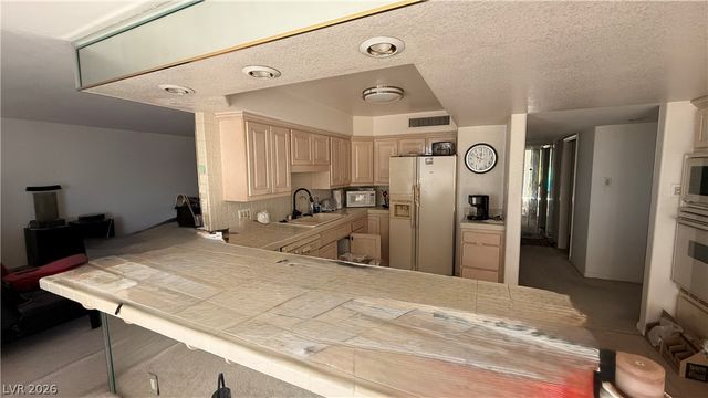 3111 Bel Air Drive 9H, Las Vegas, NV 89109