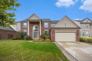 49620 Dunhill Drive, Macomb Township, MI 48044