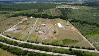 353 Littig RD, Elgin, TX 78621