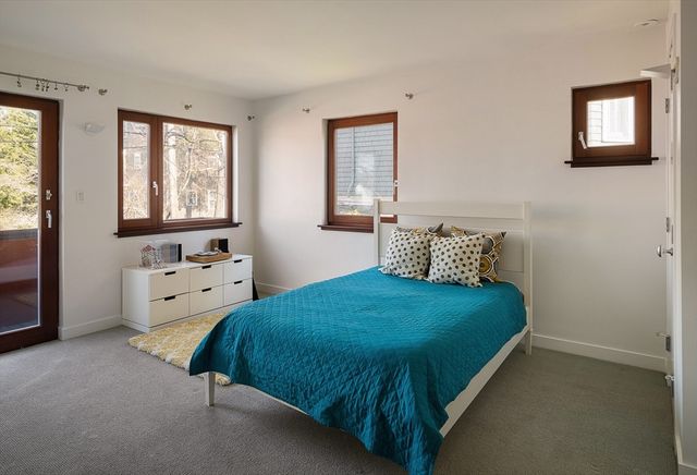 10 Newell St, Cambridge, MA 02140