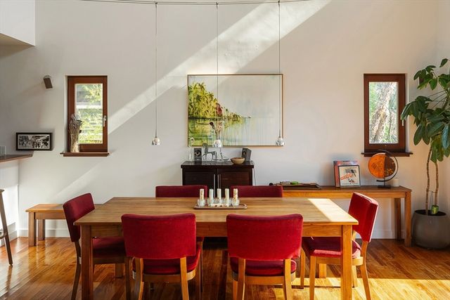 10 Newell St, Cambridge, MA 02140