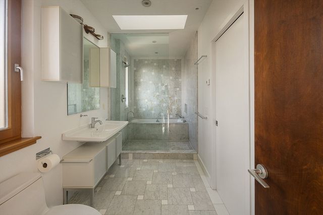 10 Newell St, Cambridge, MA 02140