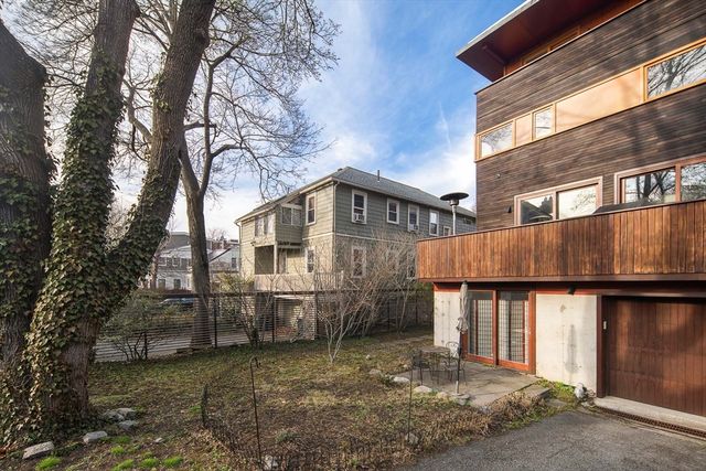 10 Newell St, Cambridge, MA 02140