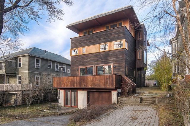 10 Newell St, Cambridge, MA 02140