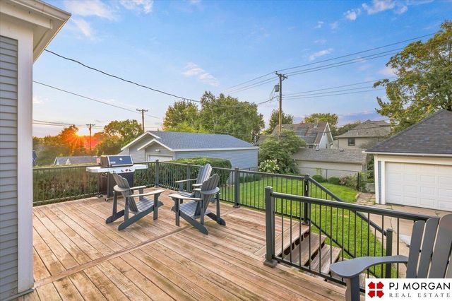 5108 California Street, Omaha, NE 68132