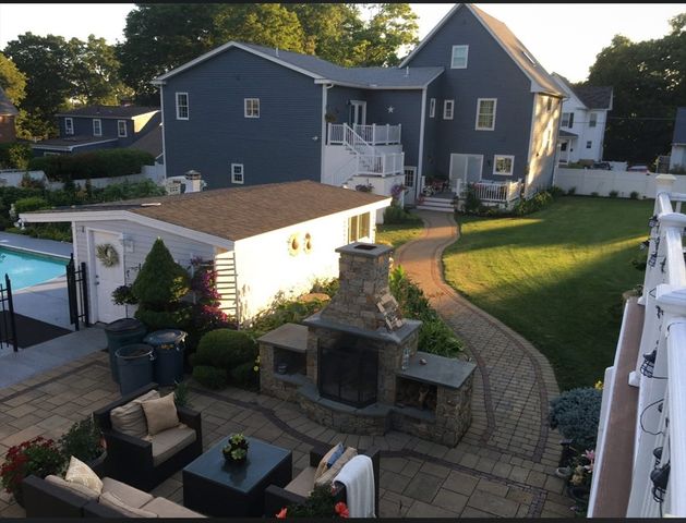10 Dean Street, Hudson, MA 01749