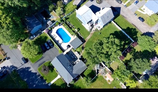 10 Dean Street, Hudson, MA 01749
