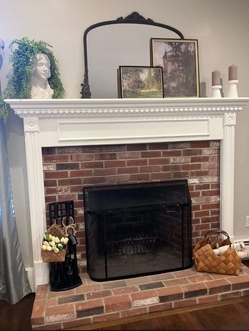 10 Dean Street, Hudson, MA 01749