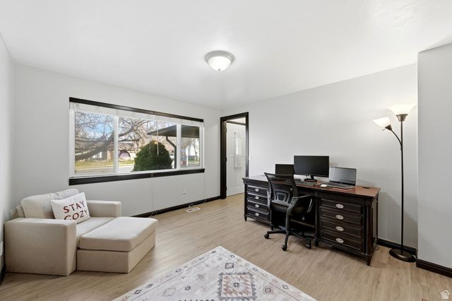 5496 S BASTILE DR, Taylorsville, UT 84129