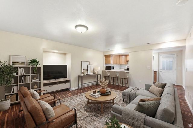 5496 S BASTILE DR, Taylorsville, UT 84129