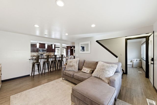 5496 S BASTILE DR, Taylorsville, UT 84129