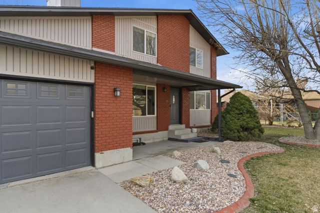 5496 S BASTILE DR, Taylorsville, UT 84129