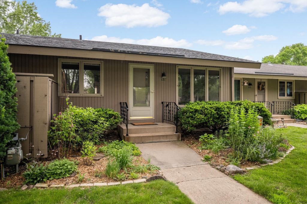 131 Windsor Court, New Brighton, MN 55112 — exterior
