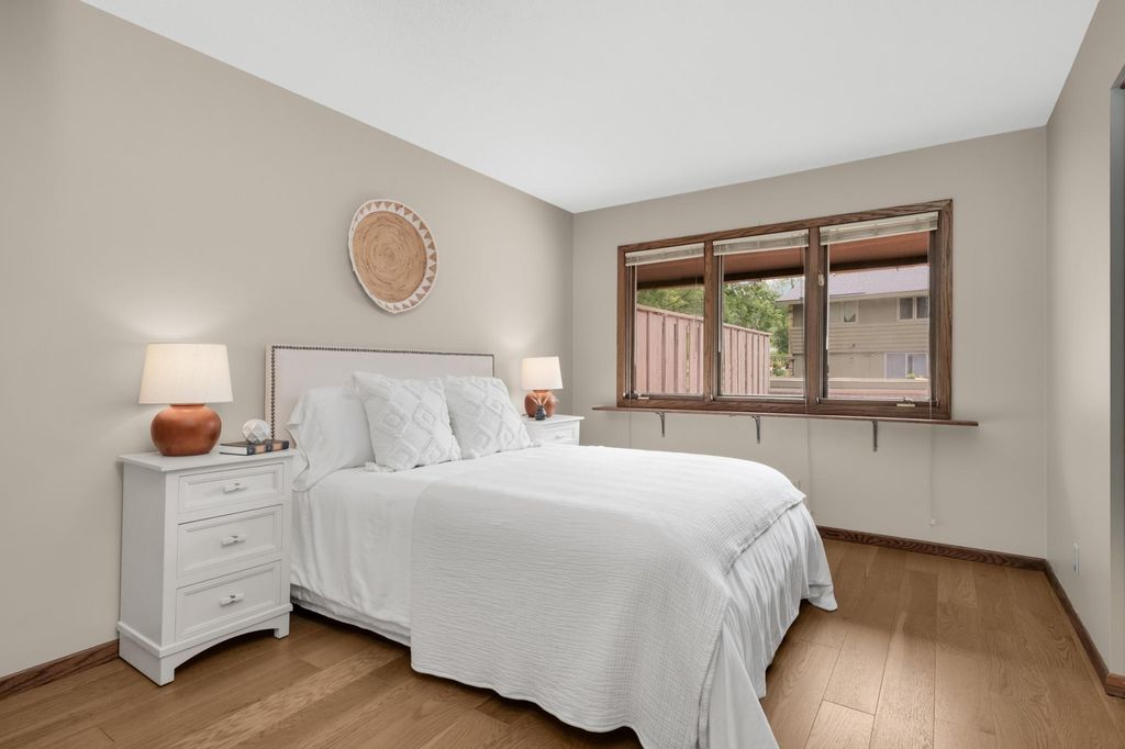 131 Windsor Court, New Brighton, MN 55112 — photo 4
